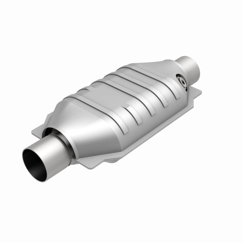 MagnaFlow Universal Catalytic Converter 2.25 W/O2 Boss