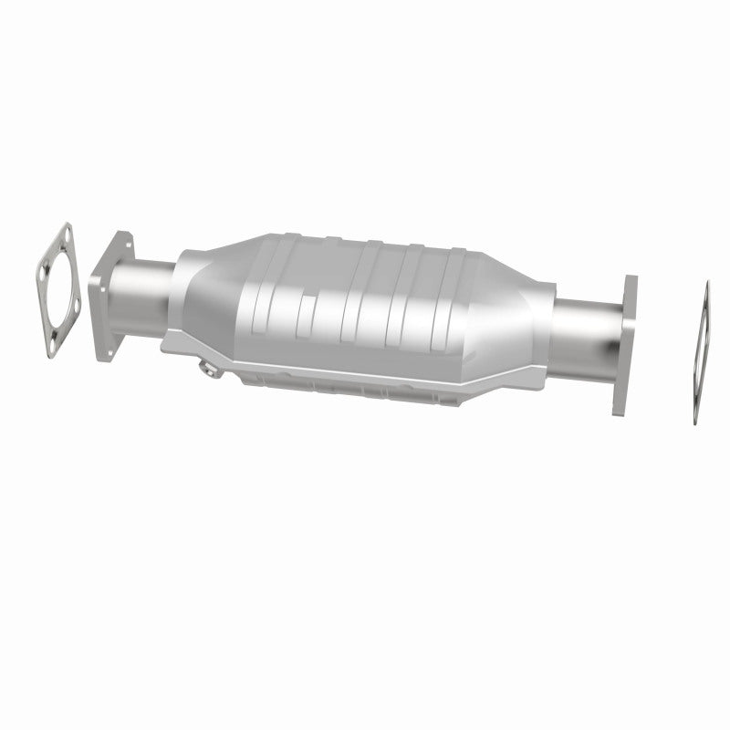 MagnaFlow California Direct Fit Catalytic Conv 75-82 Chevrolet LUV 1.8L / 86-91 Isuzu Trooper 2.3L