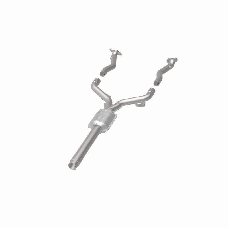 MagnaFlow Direct Fit Catalytic Converter 96-97 Lexus LS400 4.0L rear