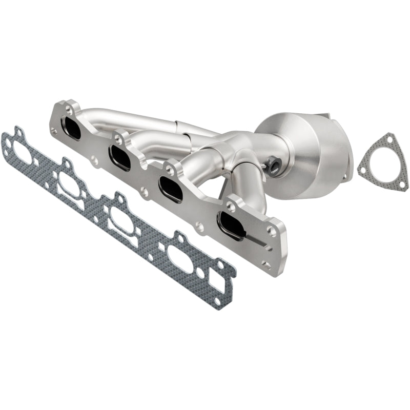 MagnaFlow Direct Fit Catalytic Converter 04-05 Chevrolet Malibu/Classic 2.2L (CA Emissions)