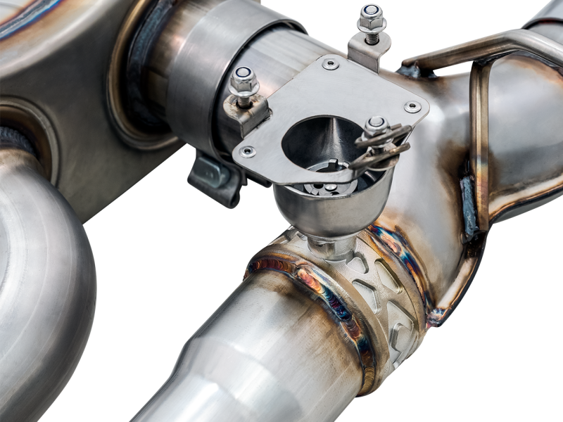 AWE Tuning BMW F8X M3/M4 Track Edition Cat-Back Exhaust - Chrome Silver Tips