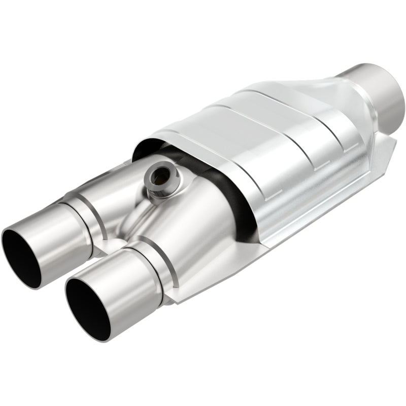MagnaFlow Universal Catalytic Converter 2/3 D/S Single O2 Boss