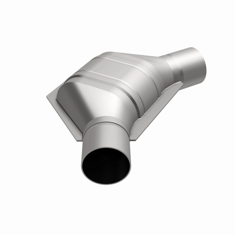 MagnaFlow Universal Catalytic Converter 2.50inch Angled In/Out FED