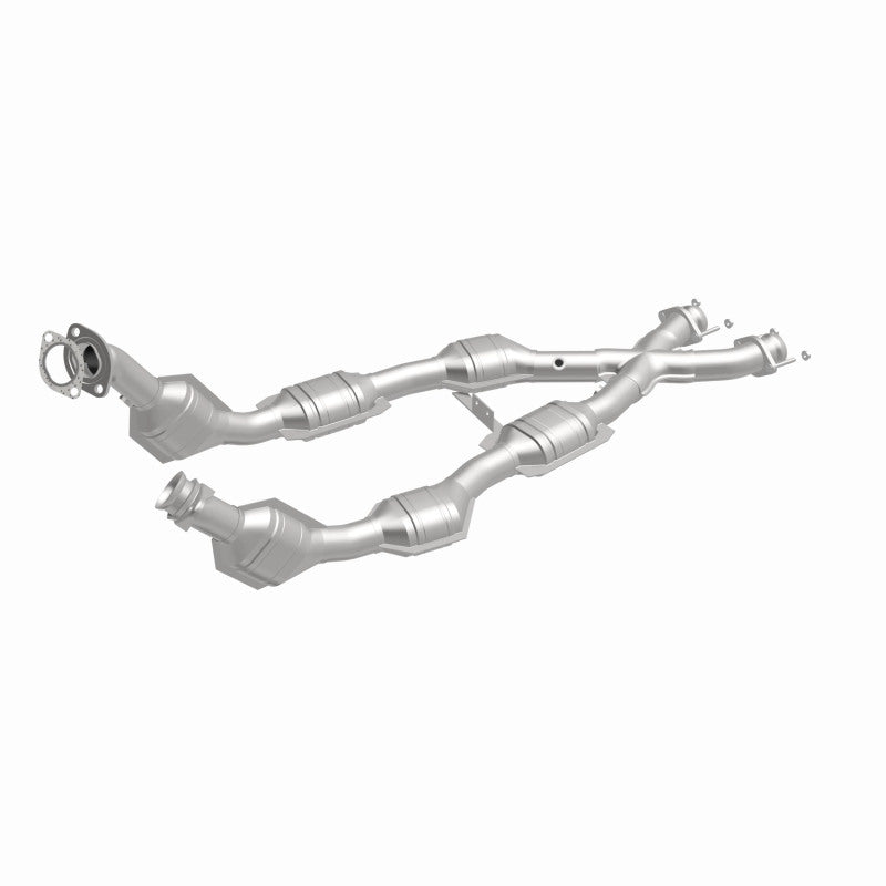 MagnaFlow Direct Fit Catalytic Converter 96-98 Mustang 4.6L 6-Cats