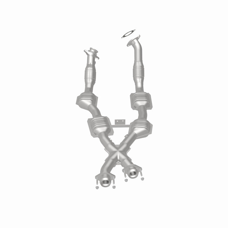 MagnaFlow Direct Fit Catalytic Converter 96-98 Mustang 4.6L 6-Cats