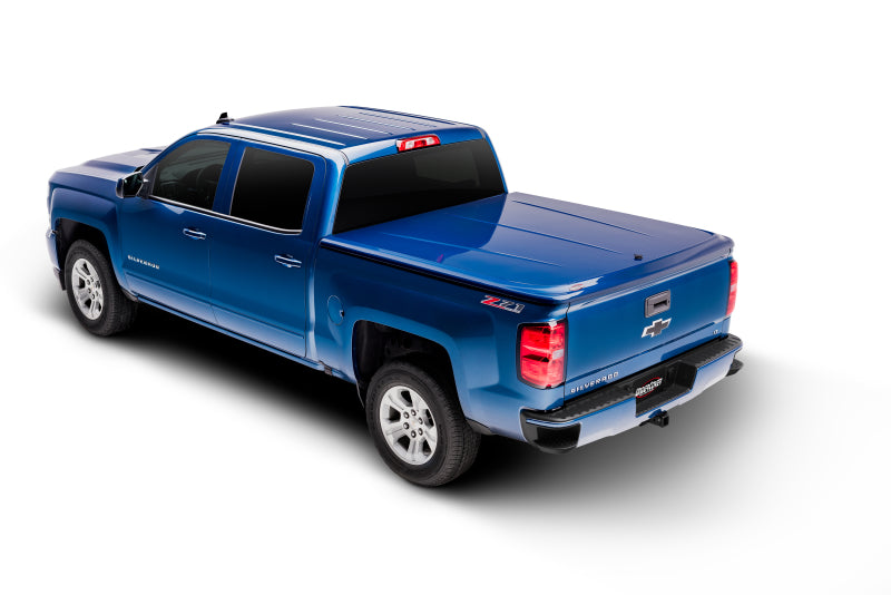 UnderCover 2018 Chevy Silverado (19 Legacy) 5.8ft Lux Bed Cover - Glory Red