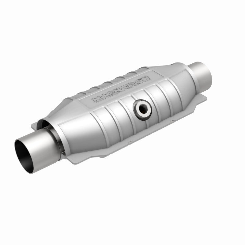 MagnaFlow Universal Catalytic Converter 2.5 OBDII Rear Mid-Bed 02