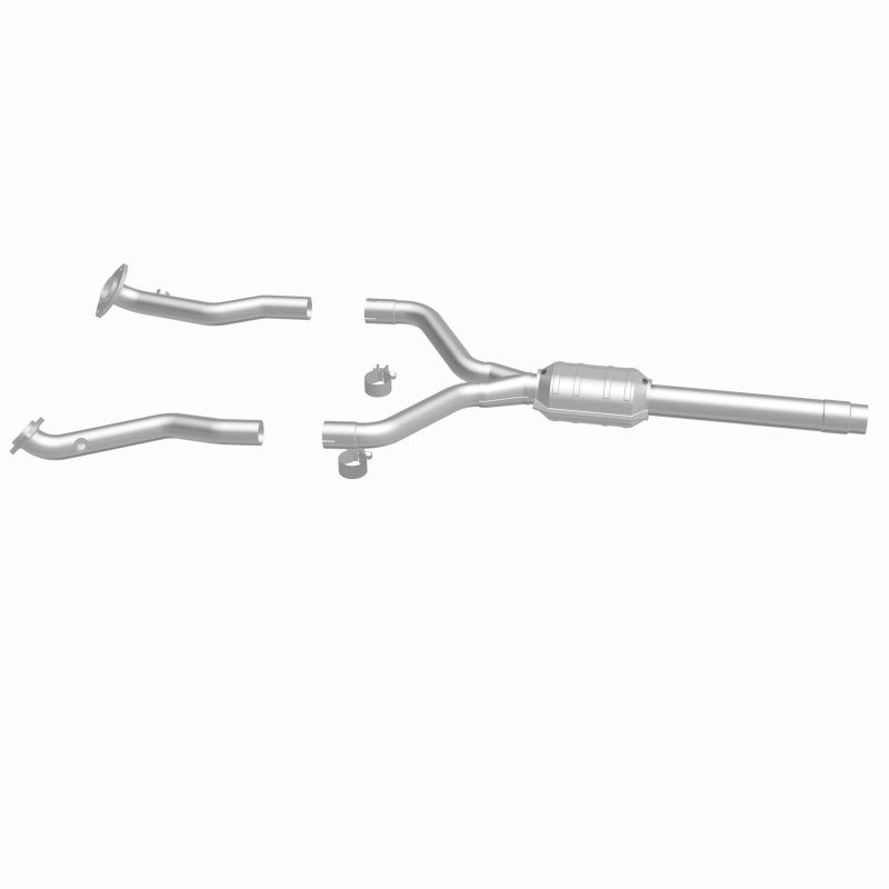 MagnaFlow Direct Fit Catalytic Converter 96-97 Lexus LS400 4.0L rear