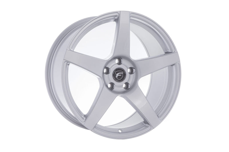 Forgestar CF5 19x9 / 5x114.3 BP / ET35 / 6.4in BS Gloss Silver Wheel