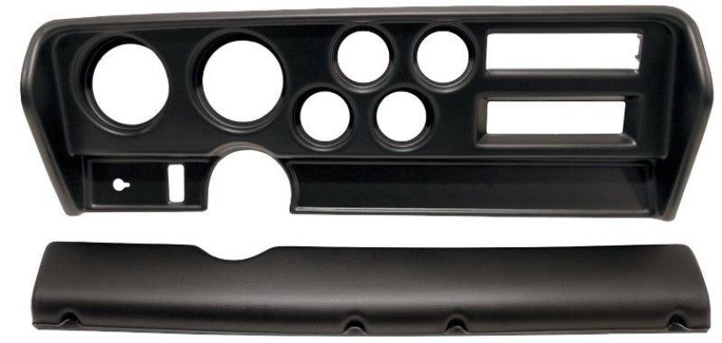 Autometer 70-72 Pontiac GTO W/ AC Direct Fit Gauge Panel 3-3/8in x2 / 2-1/16in x4