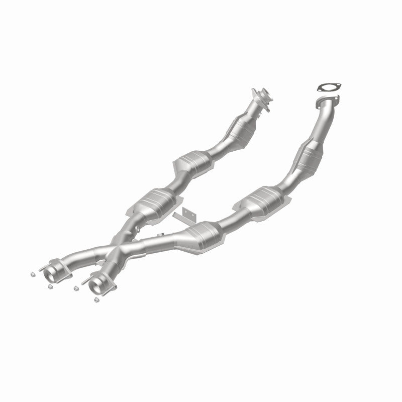 MagnaFlow Direct Fit Catalytic Converter 96-98 Mustang 4.6L 6-Cats