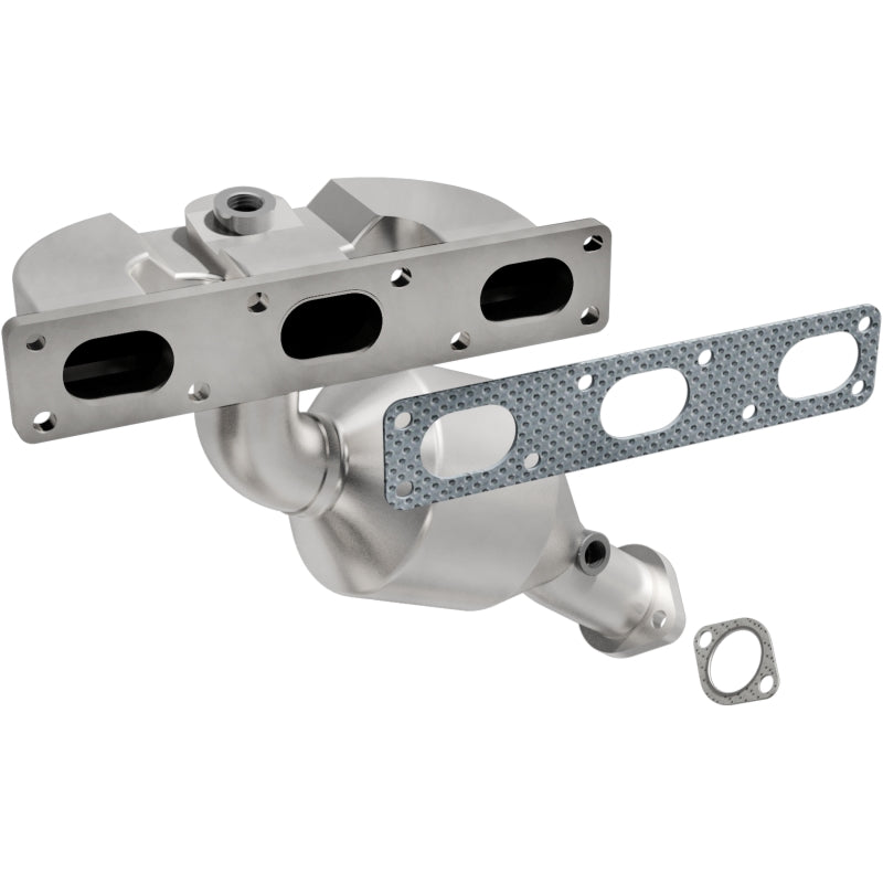 MagnaFlow Direct Fit Catalytic Converter BMW 3 99-00 Rear