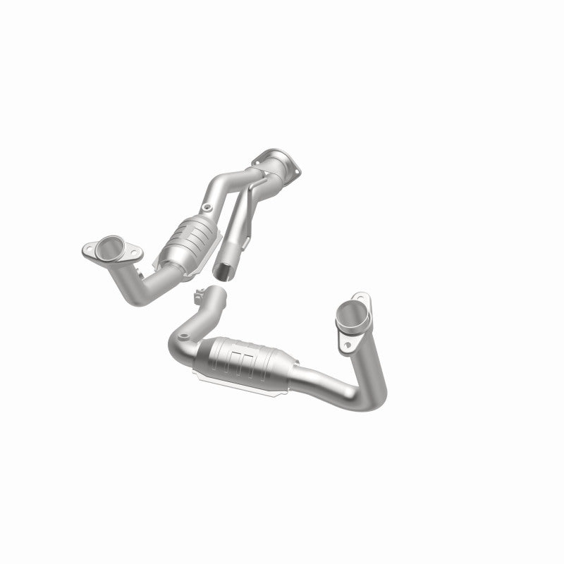 MagnaFlow Direct Fit Catalytic Converter 07-08 Jeep G/C OEM