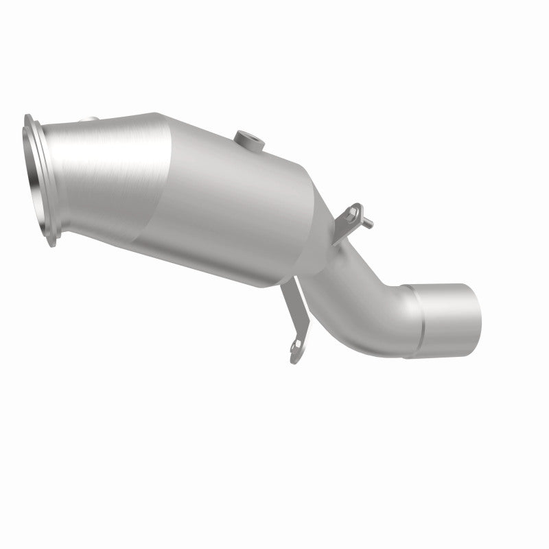 MagnaFlow Direct Fit Catalytic Converter 2014 BMW X5 3.0L Closed Couple
