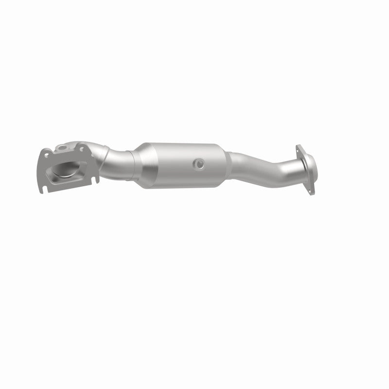MagnaFlow Direct Fit Catalytic Converter 15-19 Ram 1500 3.6L OEM Grade Fed/EPA Compliant Manifold