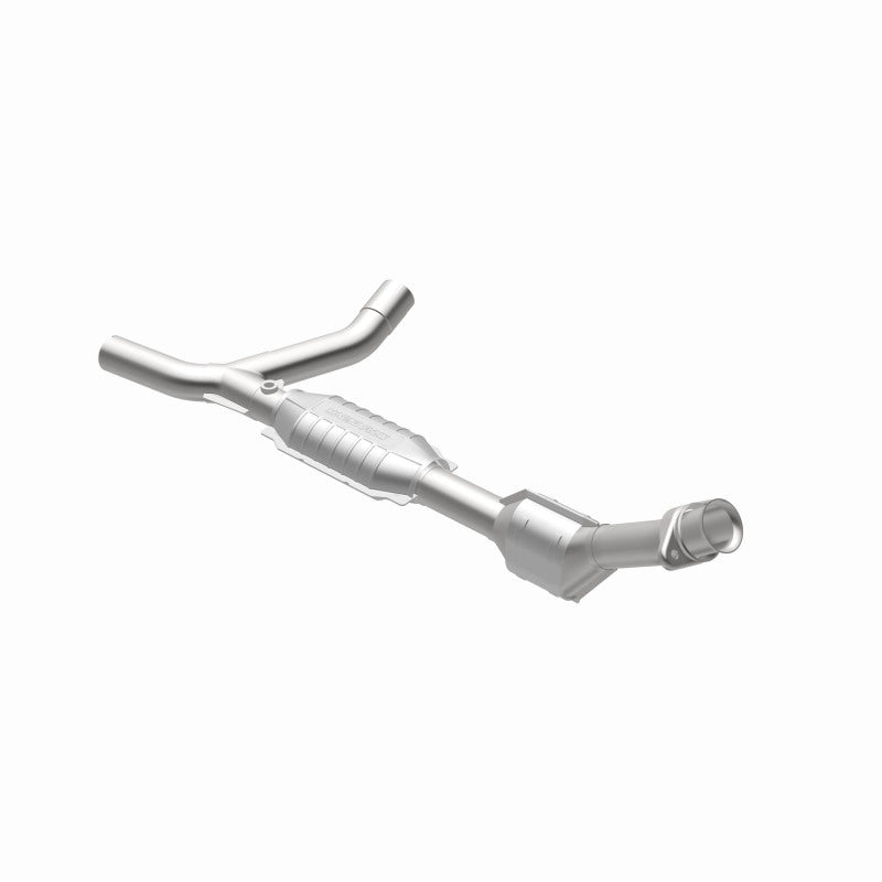 MagnaFlow Direct Fit Catalytic Converter 00-03 Ford Van 4.2L OEM