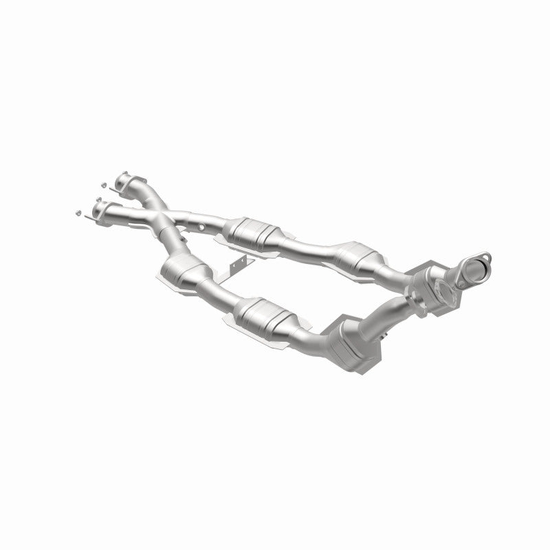 MagnaFlow Direct Fit Catalytic Converter 96-98 Mustang 4.6L 6-Cats