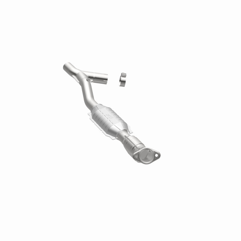 MagnaFlow Direct Fit Catalytic Converter 98 Ford Expedition 5.4L