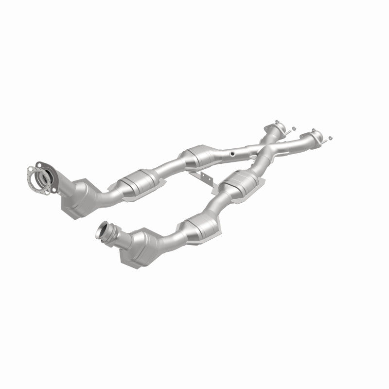 MagnaFlow Direct Fit Catalytic Converter 96-98 Mustang 4.6L 6-Cats
