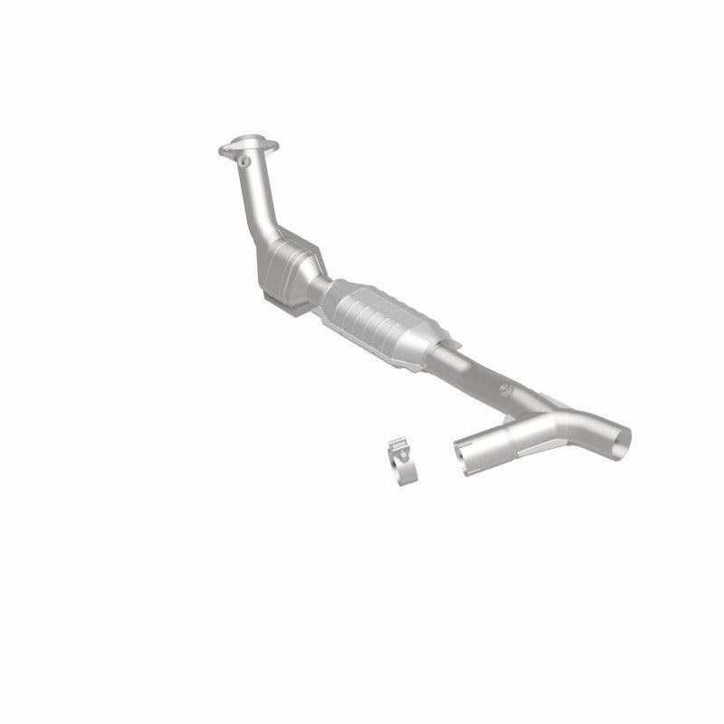 MagnaFlow Direct Fit Catalytic Converter 98 Ford Expedition 5.4L