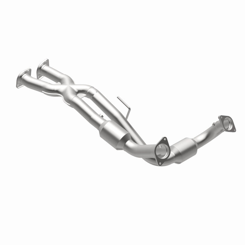 MagnaFlow Direct Fit Catalytic Converter 06-10 Jeep Grand Cherokee 6.1L