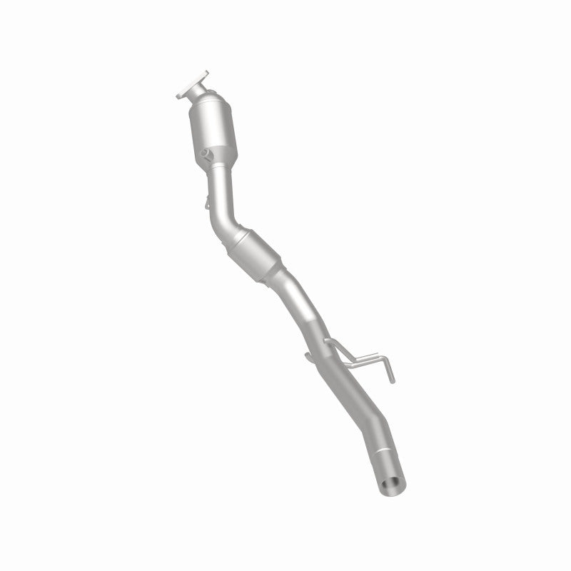 MagnaFlow Direct Fit Catalytic Converter 11-15 Volkswagen Touareg V6 3.6 OEM Underbody