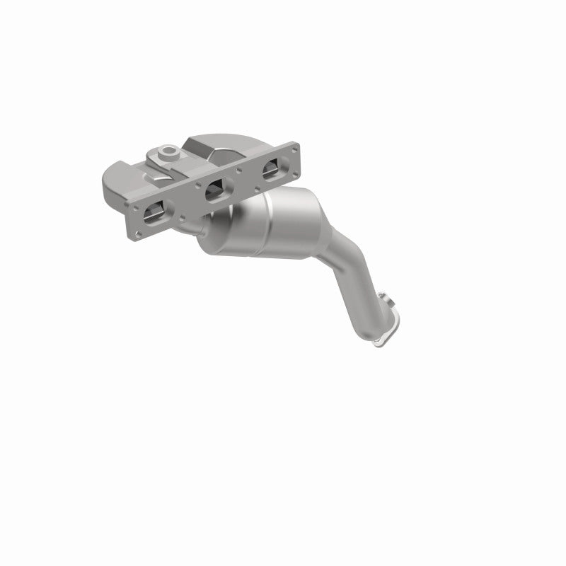 MagnaFlow Direct Fit Catalytic Converter BMW 5 01-03 front