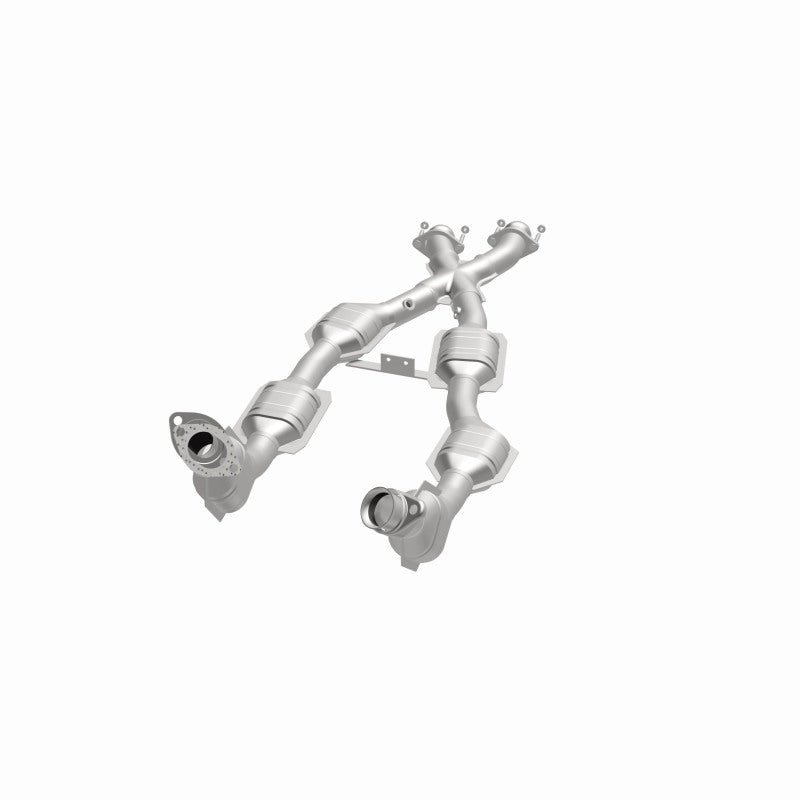 MagnaFlow Direct Fit Catalytic Converter 96-98 Mustang 4.6L 6-Cats