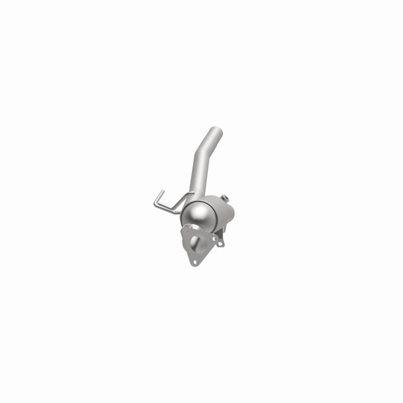 MagnaFlow Direct Fit Catalytic Converter 11-15 Volkswagen Touareg V6 3.6 OEM Underbody